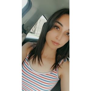 Meet your Posher, Anjelica